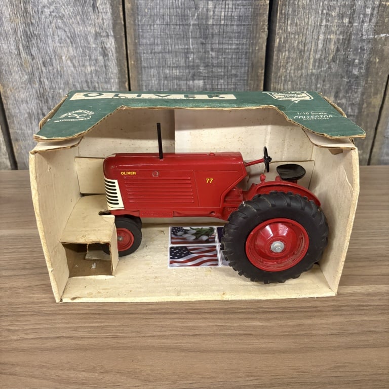 Spec-Cast 1/16 scale Oliver 77 Collector's Edition - 5.5"x10": Spec-Cast 1/16 scale Oliver 77 Collector's Edition - 5.5"x10"