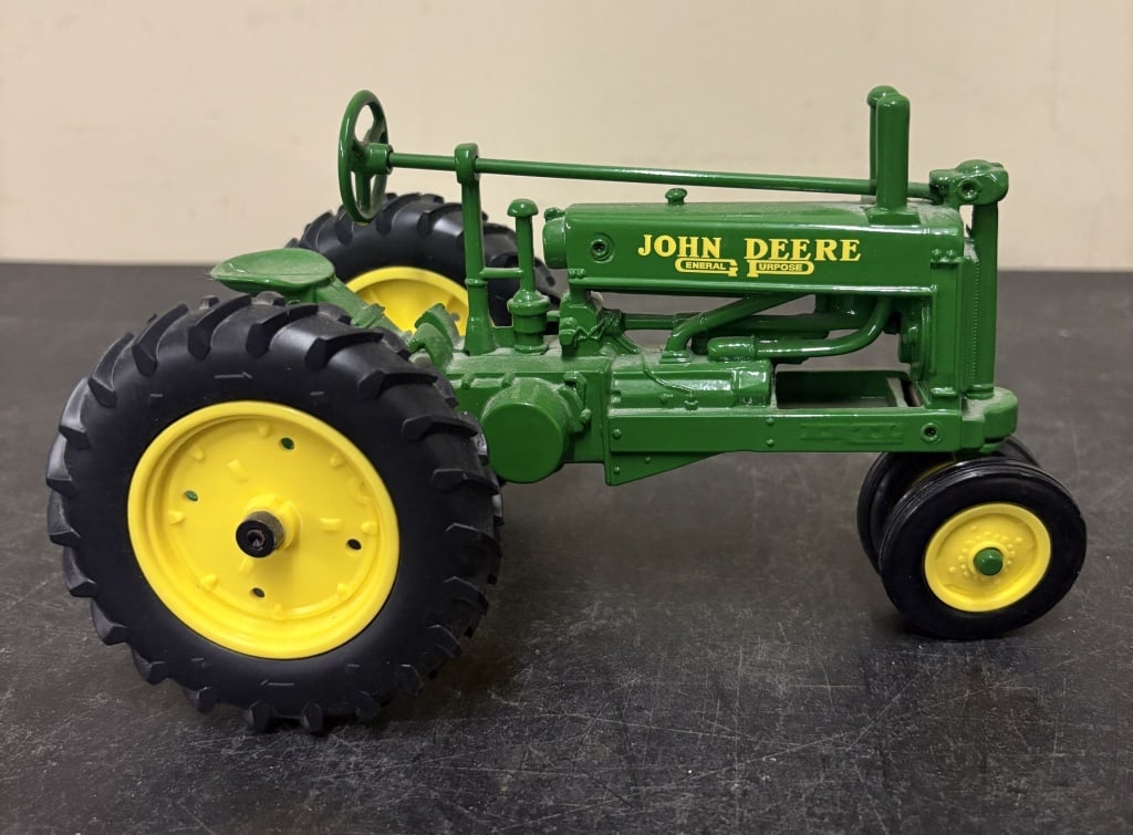 1:16 Scale Die-Cast Replica of a 1934 John Deere Model A "General Purpose" Tractor Manufactured by: 1:16 Scale Die-Cast Replica of a 1934 John Deere Model A "General Purpose" Tractor Manufactured by Ertl - 8"