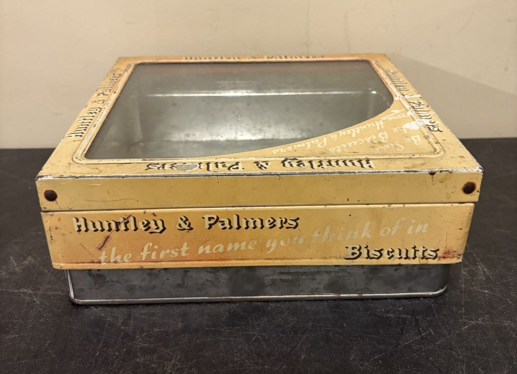 Vintage Huntley - Palmers Biscuit Tin 9"X 9": Vintage Huntley - Palmers Biscuit Tin 9"X 9"