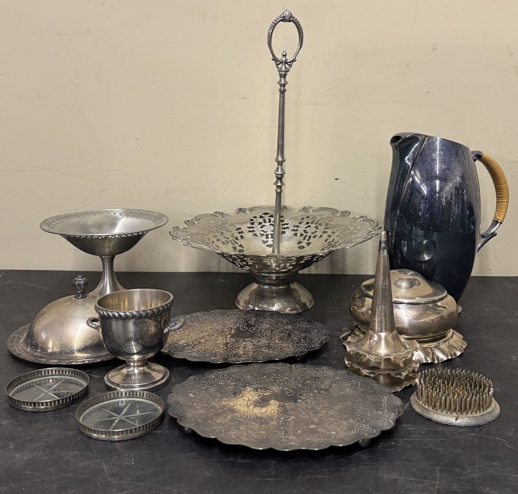 Collection Of Vintage Silver Plated Serving, Dining, Tea Service Items 10"X 15" (1 of 4)