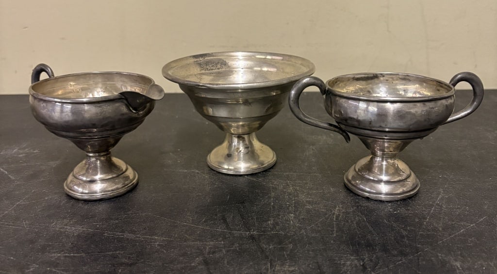 Lot Of Weighted Sterling Silver Three Piece Creamer, Sugar Bowl And Footed Bowl Set 4"X3": Lot Of Weighted Sterling Silver Three Piece Creamer, Sugar Bowl And Footed Bowl Set 4"X3"