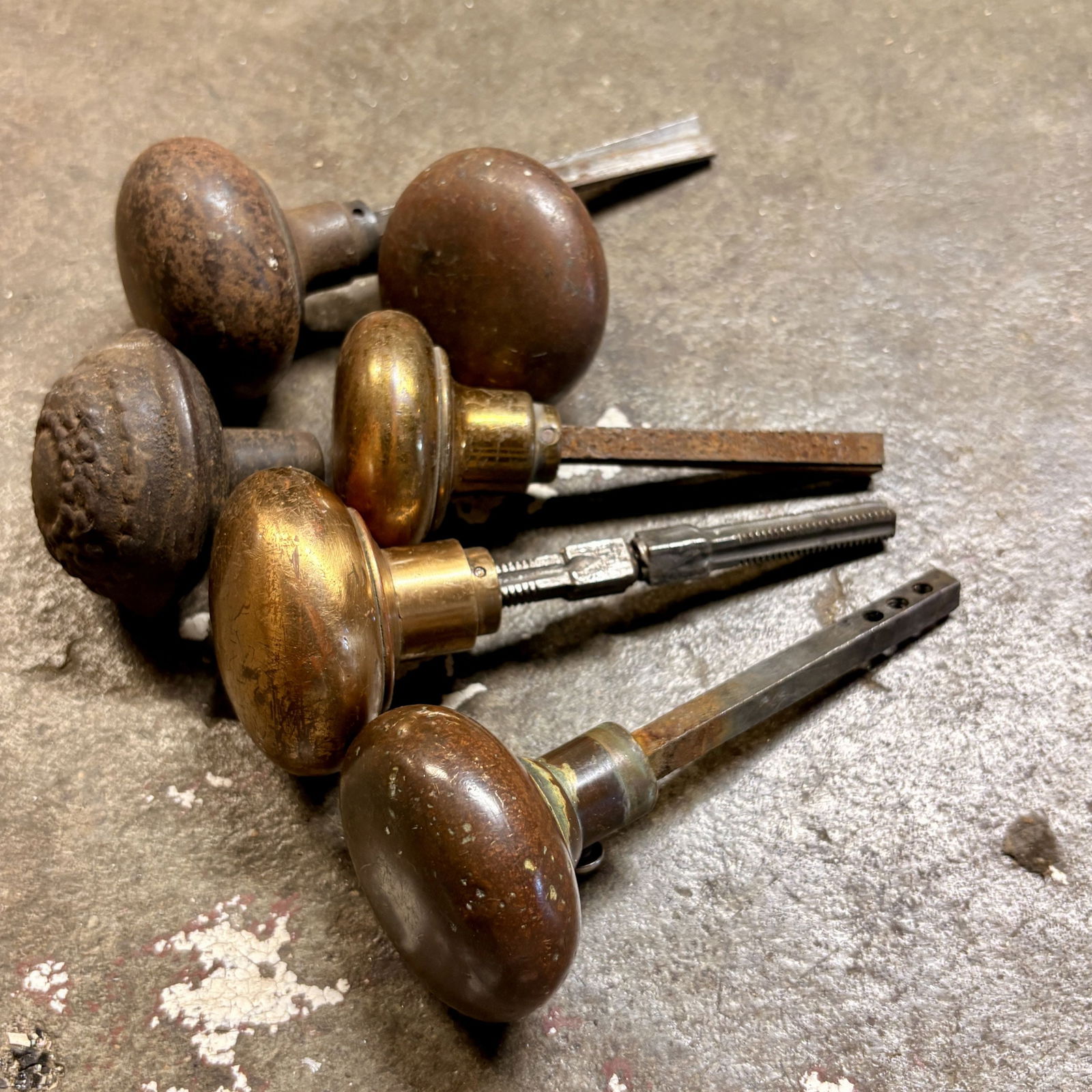 Antique Brass Door Knobs 3" - 2