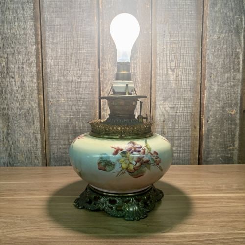 Antique Victorian Style Oil Lamp With Floral Motif, As Found. Electrified. 8"X16": Antique Victorian Style Oil Lamp With Floral Motif, As Found. Electrified. 8"X16"