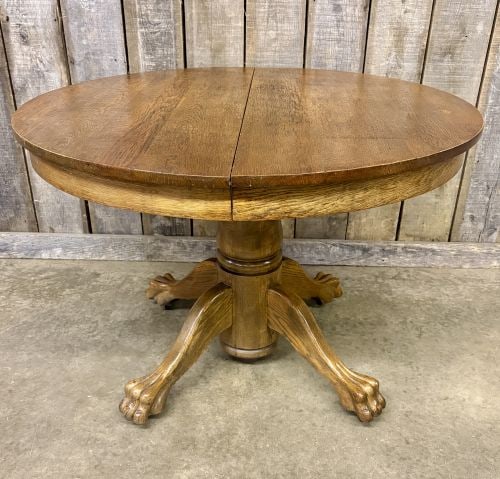 Antique Round Tiger Oak Dining Table With Carved Paw Feet 42"X42"X29": Antique Round Tiger Oak Dining Table With Carved Paw Feet 42"X42"X29" - NOT AVAILABLE FOR SHIPPING, PICK UP OR TRANSPORT ONLY