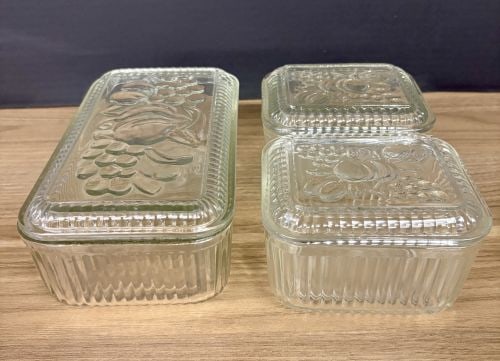 Set Of Vintage Glass Refrigerator Dishes C. 1940's 4"X8.5"X3.5": Set Of Vintage Glass Refrigerator Dishes C. 1940's 4"X8.5"X3.5"