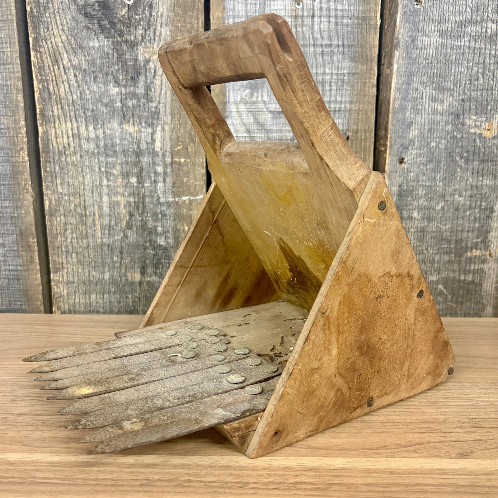 Antique Primitive Style Cranberry Scoop - 8'x11"x10" (1 of 4)