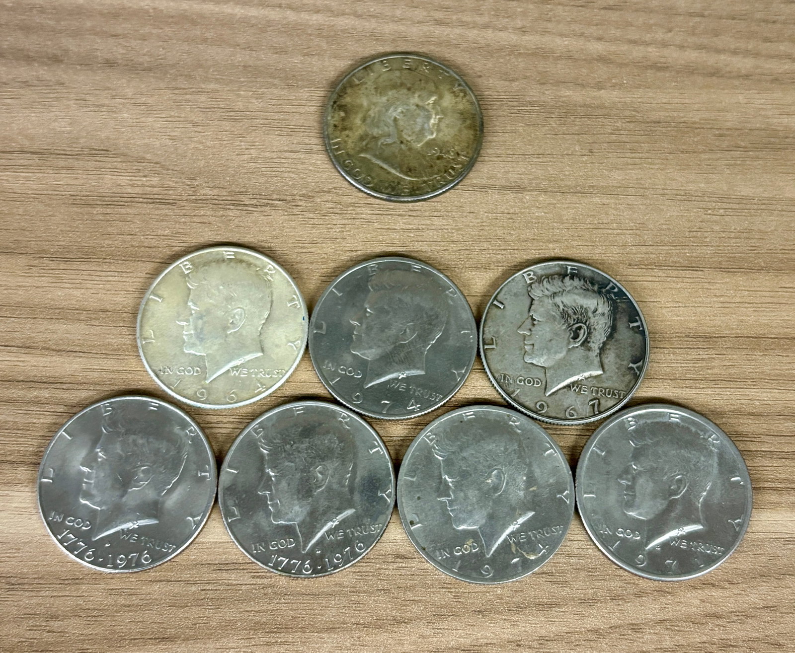 Silver 1964 Kennedy Half Dollar, Silver 1948 Franklin Half Dollar And 6 Kennedy Half Dollars (App. (1 of 5)