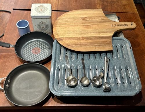 An Assortment of Kitchenware and Bakeware Including T-fal, Calphalon, and Chef Pomodoro (Lot Is 30"W (1 of 5)