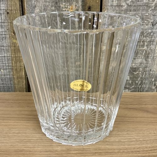 Block 24 Percent Full Lead Crystal Imperial Pattern Ice Bucket: A large ice bucket or champagne cooler produced by Block as part of the Imperial collection. The piece is constructed from 24 percent full lead crystal and features a tapered cylindrical form. The ext