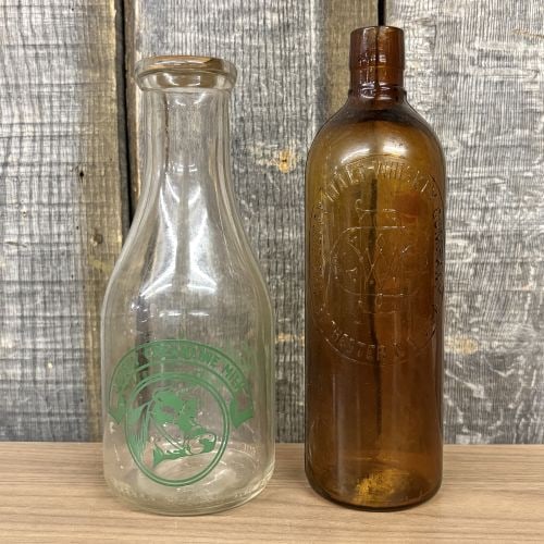 Two American Glass Bottles, Plainview Farms Dairy Milk and Duffy Malt Whiskey Company (1 of 8)