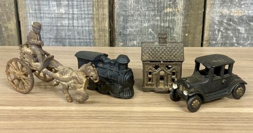 A Group of Vintage and Antique Novelty Items and Toys (1 of 9)