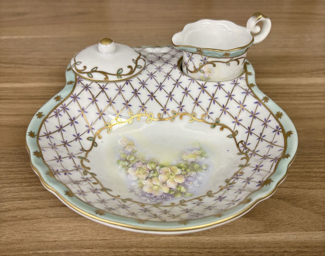 Nippon Hand Painted Porcelain Condiment Trio with Tray Creamer and Lidded Bowl: A three piece hand painted porcelain condiment or breakfast set produced by Morimura Brothers for export. The set comprises an irregularly shaped tray with two circular recessed wells and a top handle