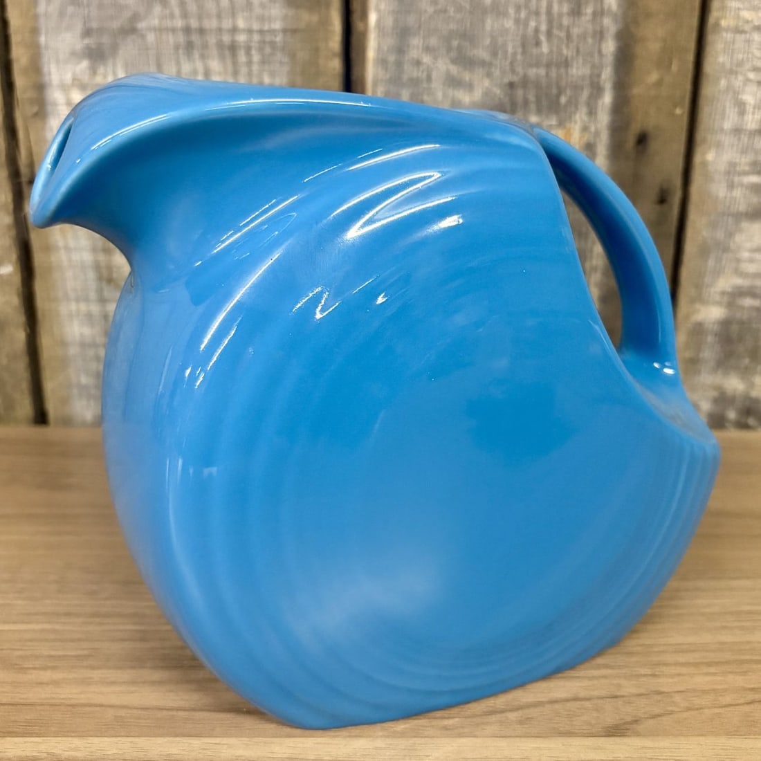 Homer Laughlin Fiestaware Turquoise Large Disk Pitcher (1 of 8)