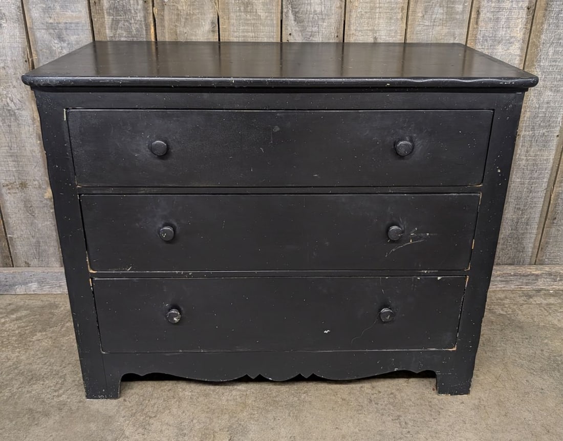 Hickory Chair Company American Digest Black Painted Three-Drawer Chest: An American three-drawer chest of drawers from the American Digest collection manufactured by the Hickory Chair Company. The piece features a traditional silhouette with a flat top over three graduate