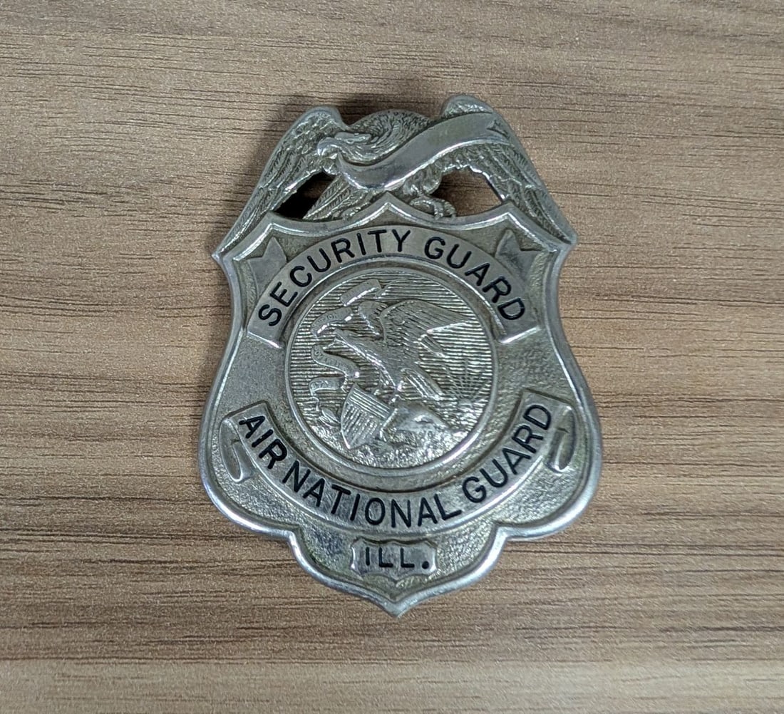 Illinois Air National Guard Security Guard Shield Badge (1 of 3)