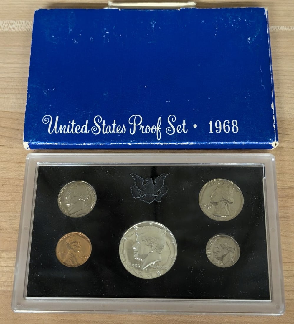 1968-S US Mint Proof Set: A 1968-S US Mint Proof Set containing five coins struck at the San Francisco Mint. The set includes a copper Lincoln cent, a copper-nickel Jefferson nickel, a copper-nickel clad Roosevelt dime, a copp
