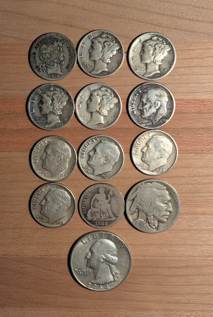 A Collection of US Coins including 90% Silver Issues and Seated Liberty Dime (1 of 6)