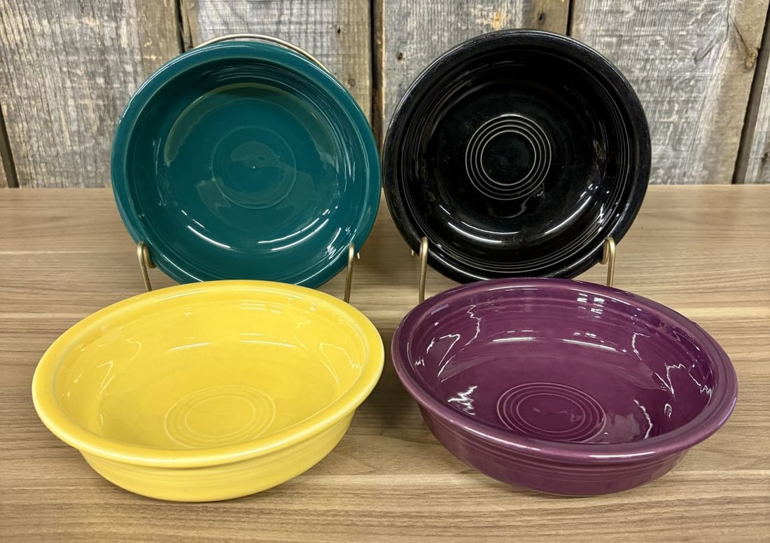 A Set of Homer Laughlin Fiesta Glazed Earthenware Bowls (1 of 10)