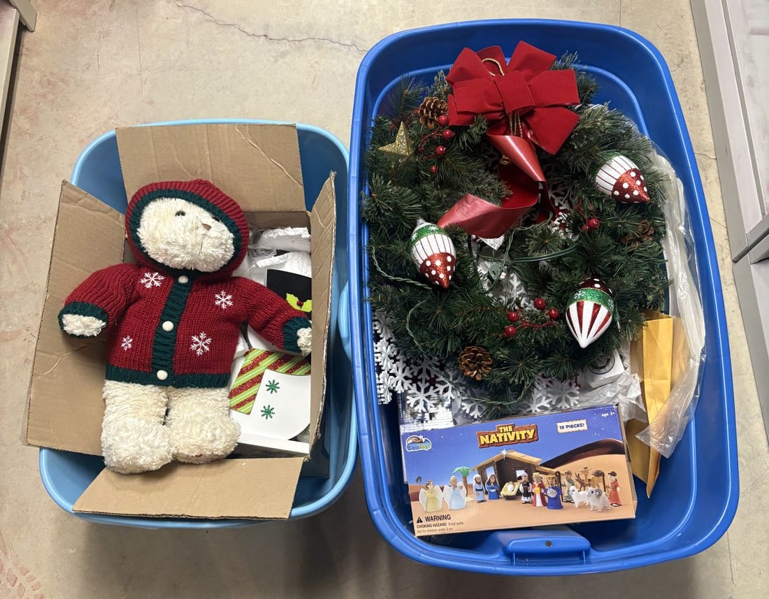 ASSORTMENT OF CHRISTMAS AND HOLIDAY DECORATIONS INCLUDING BIBLETOYS NATIVITY SET AND STORAGE BINS (1 of 9)