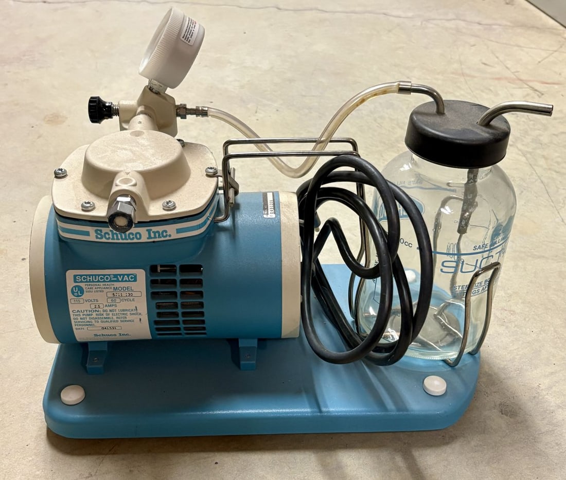 Schuco-Vac Model 5711 130 Portable Medical Suction Pump with Glass Collection Jar (1 of 6)