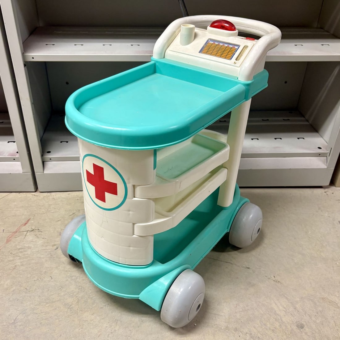Vintage Plastic Children's Toy Medical Cart (1 of 4)
