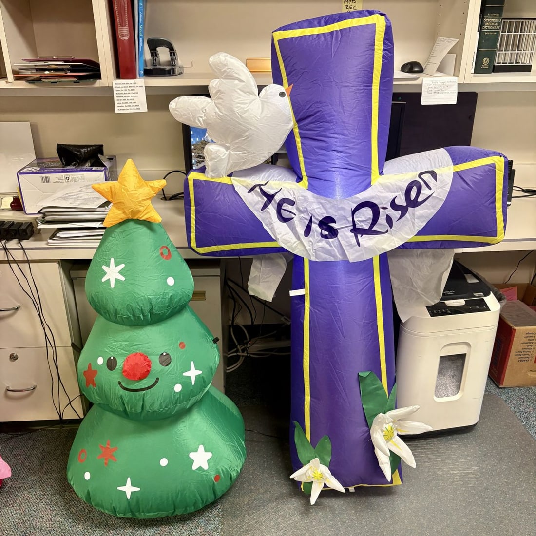 Two Inflatable Seasonal Holiday Yard Decorations (1 of 4)