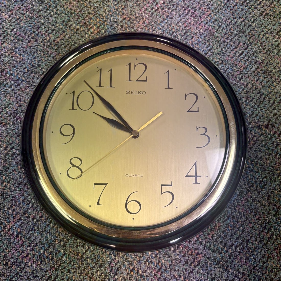 Seiko Quartz Gold-Tone Dial Wall Clock (1 of 2)