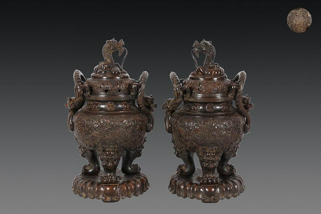 REFINED BRONZE EMBOSSING CLOUDS AND BATS PATTERNING: Time: Qing Dynasty 17-19 Century / Weight 36650g / Height 25.59 in / Mouth-Diameter 9.45 in / Belly-Diameter 12.2 in / Ear-Distance 13.78 in