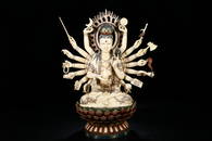 RARE MATERIAL THOUSAND-HAND GUAN'YIN ORNAMENT