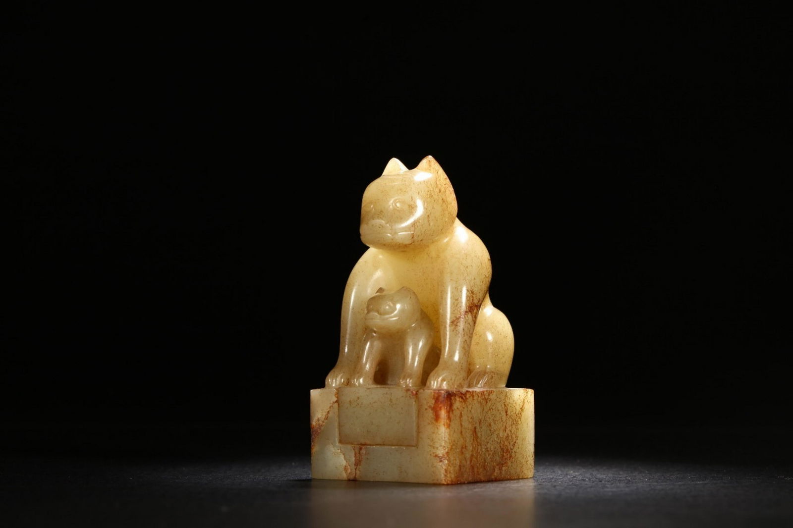 HETIANJADE  BEAST SEAL (1 of 9)