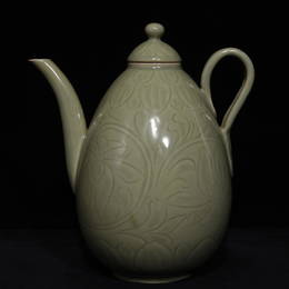 YUE YAO CARVED FLOWERS AND PLANTS PATTERN PEACH-SHAPED
