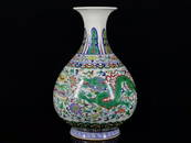 QIANLONG MARK DOUCAI DRAGON AND PHOENIX PATTERN OKHO