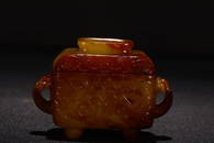 HETIAN JADE TANGLED-BRANCH PATTERN CAPPING BOX
