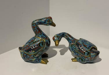 BRONZE CLOISONNE GOOSE SHAPED CAPPING BOX IN PAIR