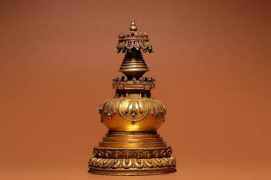 GILT BRONZE EMBEDED GEMS GA'DANG TOWER ORNAMENT