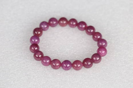 OLD TOURMALINE BRACELET: Weight 46g / Bead-Diameter 0.39 in
