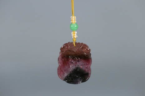 OLD TOURMALINE SHEEP TABLET: Time: Qing Dynasty 17-19 Century / Weight 18.5g / Dimension (1) 1.46 in / Dimension (2) 1.18 in / Dimension (3) 0.28 in