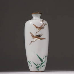 BRONZE SPIRITUAL CRANE PATTERN BOTTLE