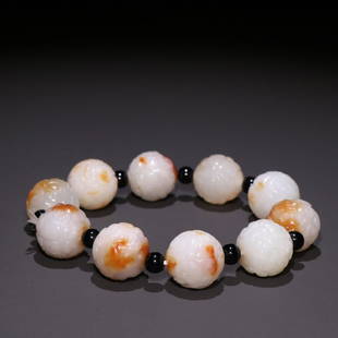 HETIAN WHITE JADE CARVED FLOWERS PATTERN BRACELET: Weight 70.9g / Bead-Diameter 0.69 in