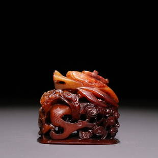 HETIAN JADE DRAGON PATTERN FURNACE-TOP: Weight 83.4g / Height 1.81 in / Length 2.01 in / Width 1.32 in