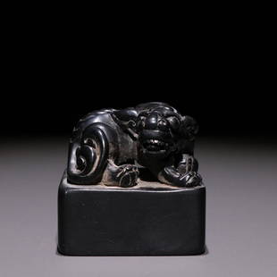 BLACK STONE PI'XIU KNOB SEAL: Weight 264.5g / Height 2.09 in / Width 2.17 in