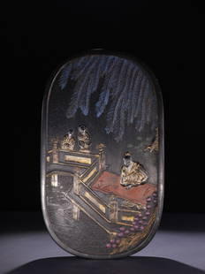GOLDEN-RIDGED AND COLOR-PAINTED FIGURE STORY LAMPBLACK: Weight 742g / Height 8.58 in / Width 5.04 in / Thickness 0.94 in