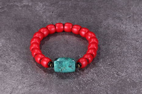 TIBETAN TURQUOISE STONE TUBE-BEAD XUE'BA BRACELET: Dimension (1) 0.79 in / Dimension (2) 0.58 in / Dimension (1) 0.3 in / Dimension (2) 0.37 in