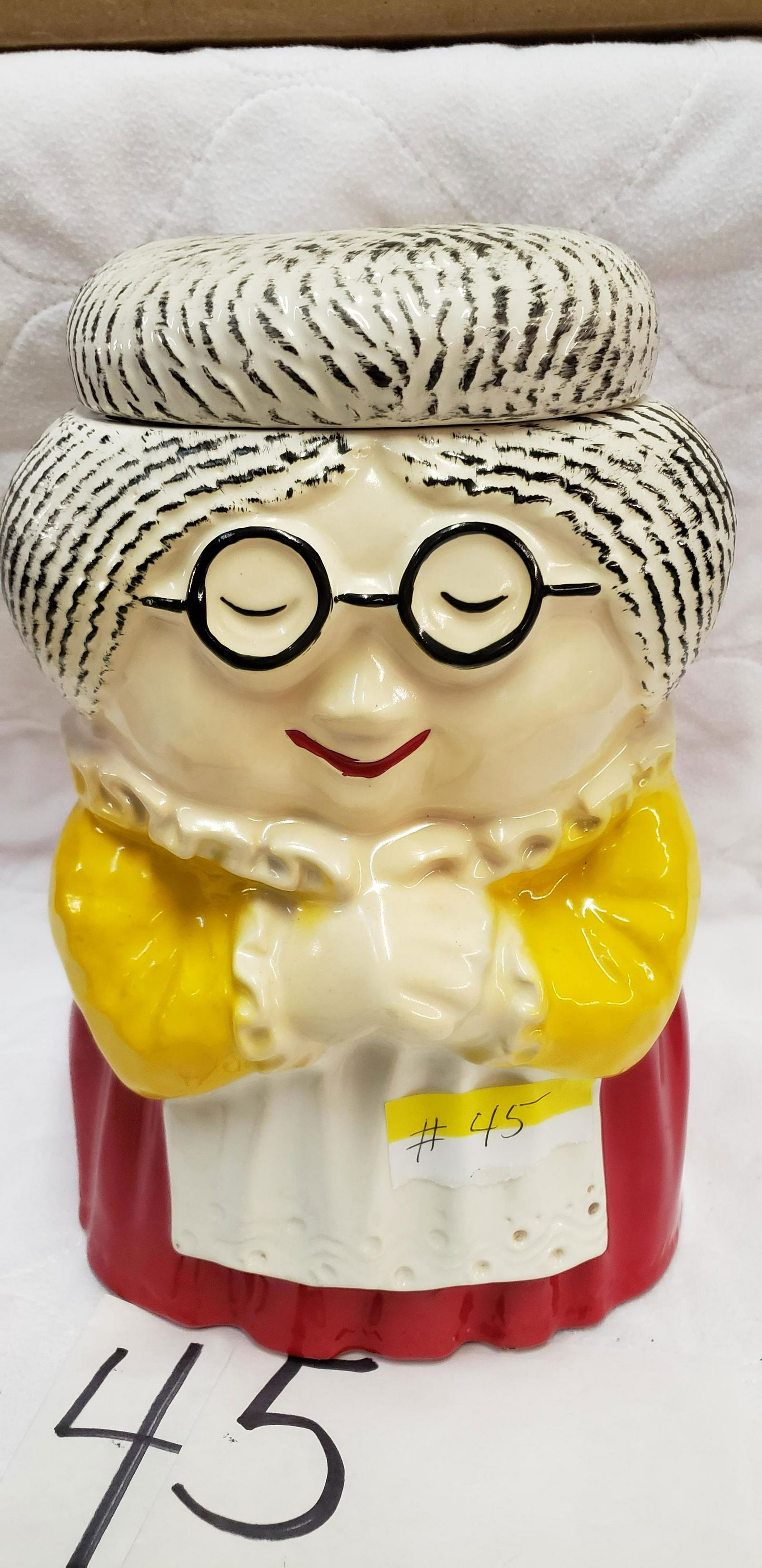 Marked USA Granny Cookie Jar with red skirt.  Chi. (1 of 4)