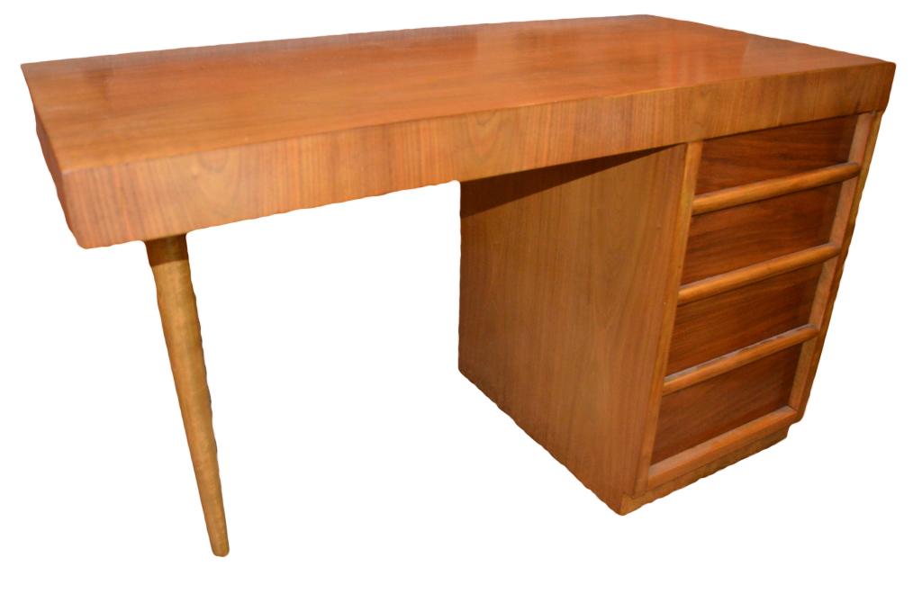 ROBSJOHN-GIBBINGS FOR WIDDICOMB MCM WALNUT DESK: Iconic cantilever style Mid Century Modern walnut desk by T H Robsjohn-Gibbings for Widdicomb. This desk features a single tapered leg and three divided drawers. Finely constructed and solid MCM piece