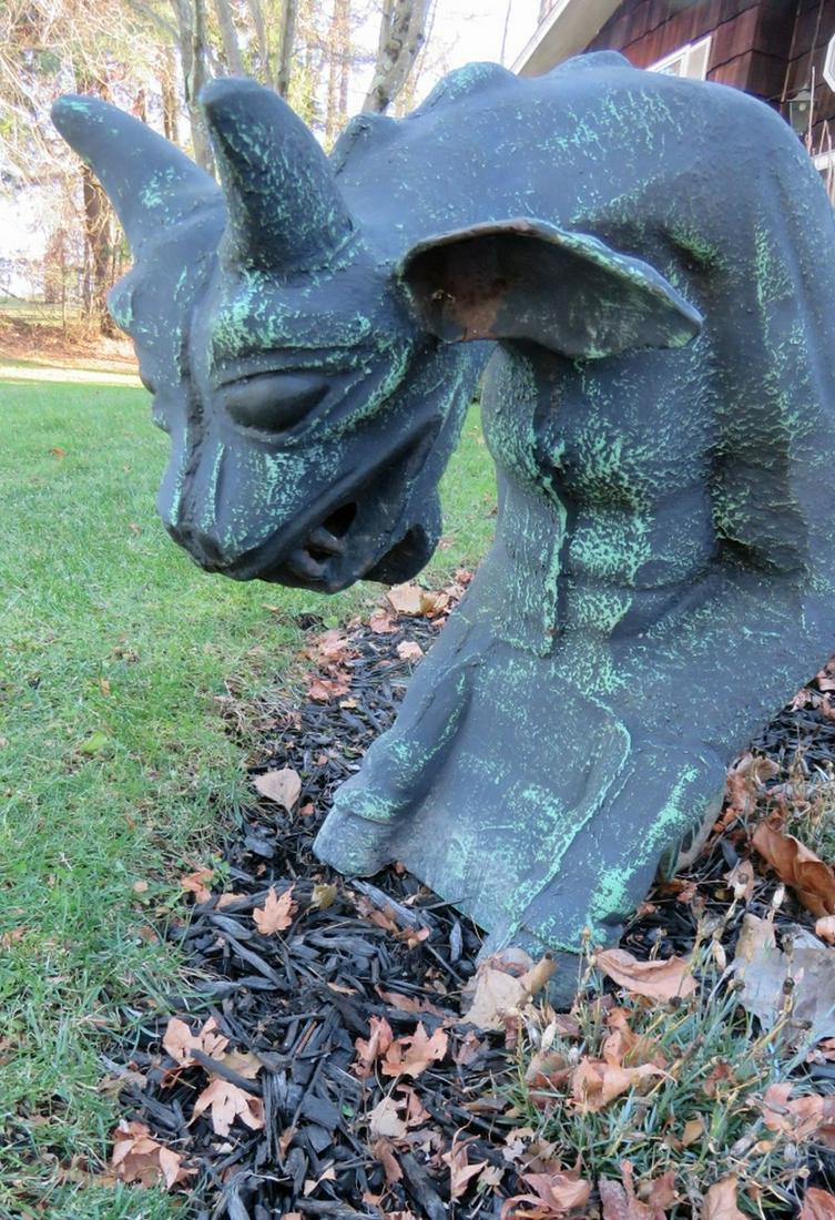 CAST IRON / METAL GARGOYLE SCULPTURE: Vintage heavy metal (likely cast iron- it is quite heavy) gargoyle sculpture. Modelled after the infamous Notre Dame spouts. Who needs a guard dog when you have a garden gargoyle? With this in they ga
