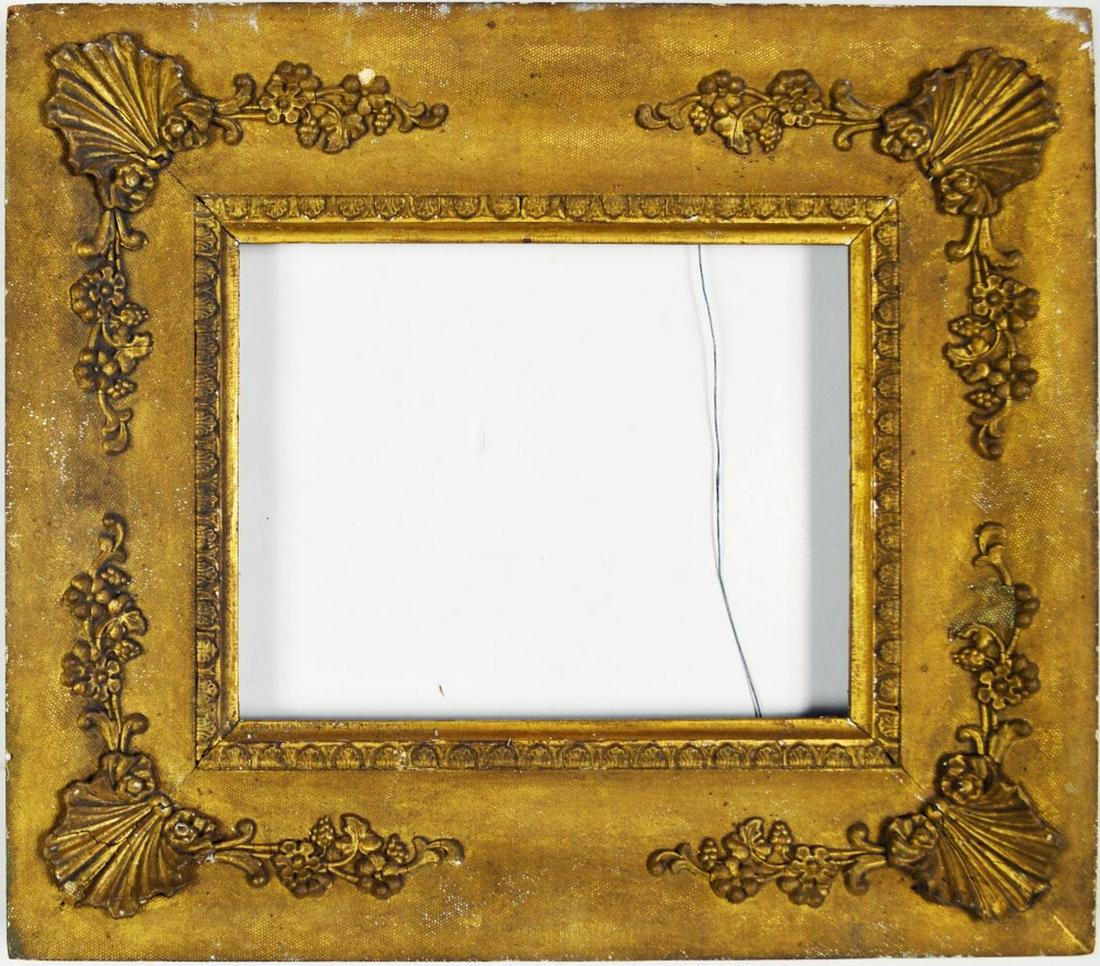 ANTIQUE GILT PAINTING FRAME W SEASHELL MOTIF: An antique gilt painting frame with applied Botticelli style applied seashell corners. A well constructed frame. Frame: 17 1/8" x 15 1/8" Rabbet: 9 3/4" x 11 3/4"