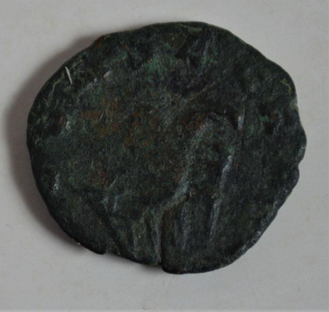 ANCIENT ROMAN COIN IMPERIAL ERA CLAUDIUS II (1 of 3)