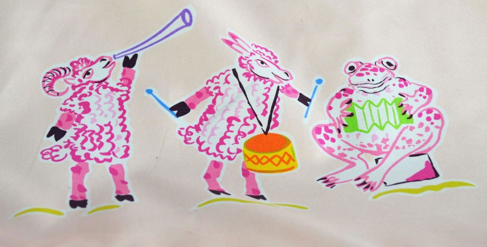 BRUNSCHWIG & FILS FABRIC BOLT STRIKE UP THE BAND (1 of 9)