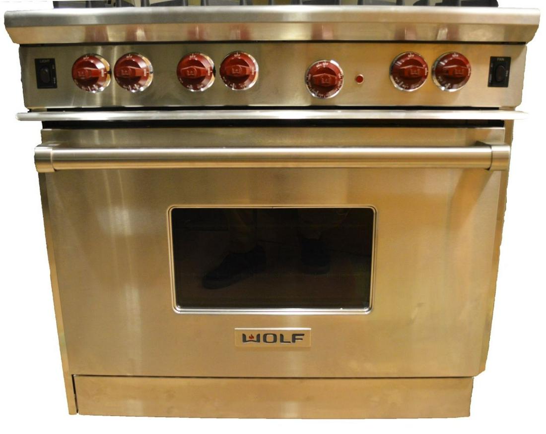 36" WOLF 6 BURNER GAS RANGE STOVE (1 of 12)